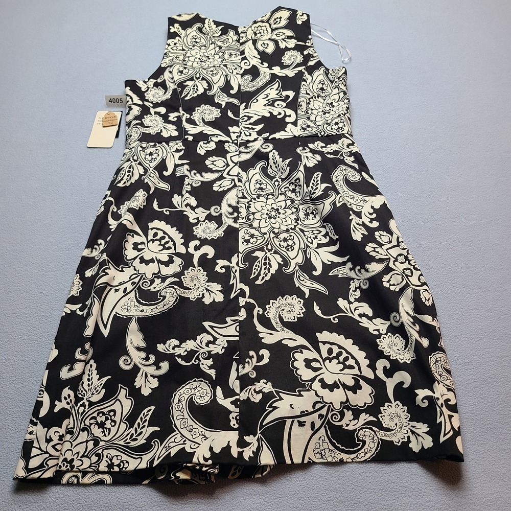 Sandra Darren Fit Flare Dress Womens 12 Black White New Floral Beaded Sleeveless - Picture 7 of 8